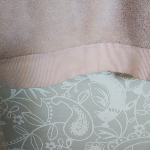 H & M Hooded Decal Sweater Soft - Picture 2 of 10